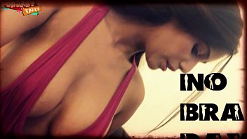 Poonam Pandey goes braless again on '_No Bra Day'_