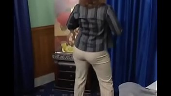 mujra sexy anjaman shazahdi - YouTube.MP4